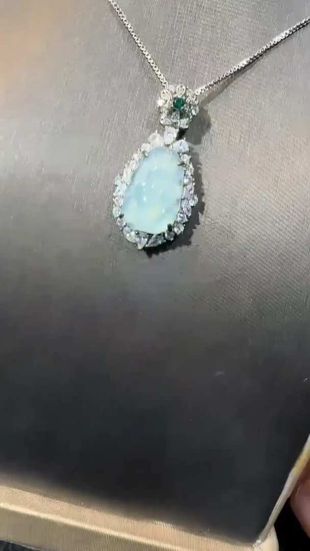 【闪购商品】翡翠吊坠(不含链)未镶嵌多样性发货其一不含链