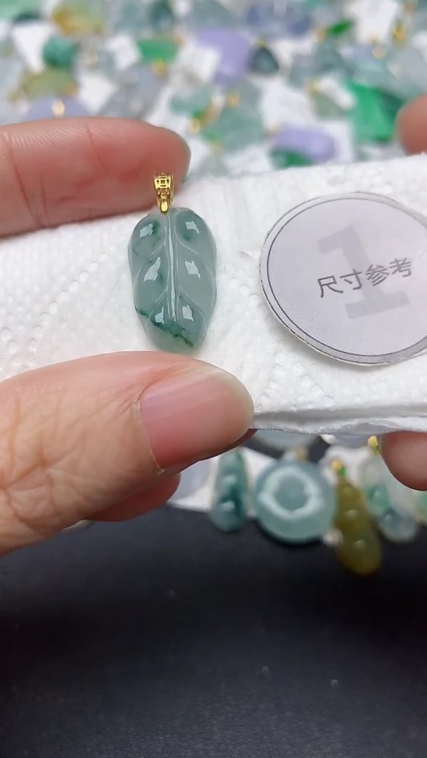 颈饰未镶嵌翡翠天然缅甸A货翡翠