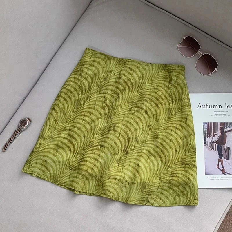 短裙女士不起球扎染A型纯色夏季百搭绿色半身裙条纹小清新短裙子