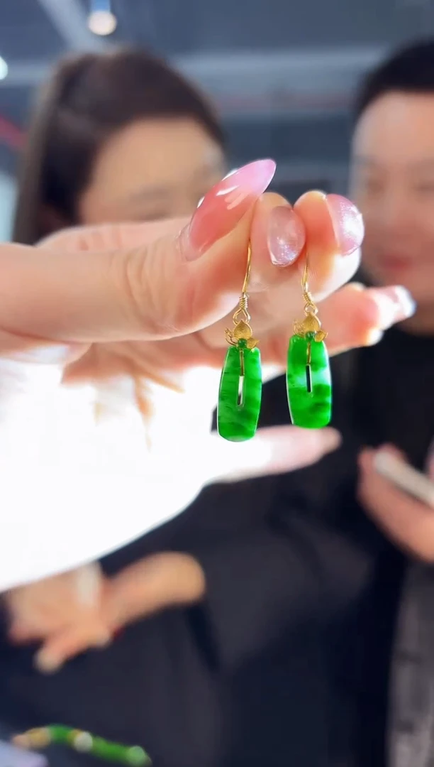 【闪购商品】翡翠耳饰18K金镶嵌 缅料A货/支持复检/一件