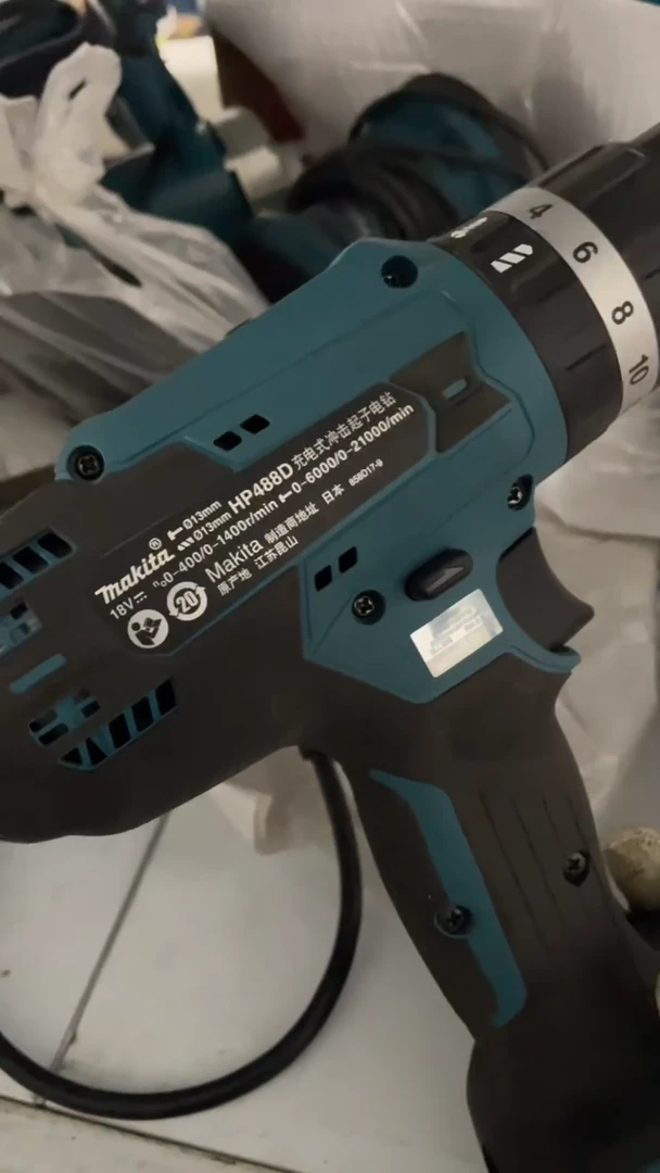 牧田HP488DZ充电冲击电钻（18V  裸机）