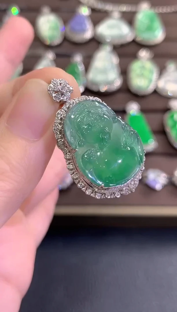 吊坠(不含链)18K金镶嵌翡翠秋日珠宝W131