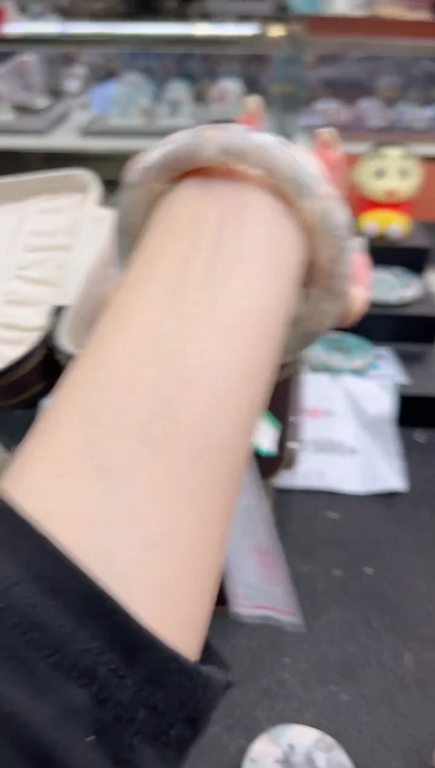 未镶嵌手镯石英质玉尘*丷圈口（赠品镯心）