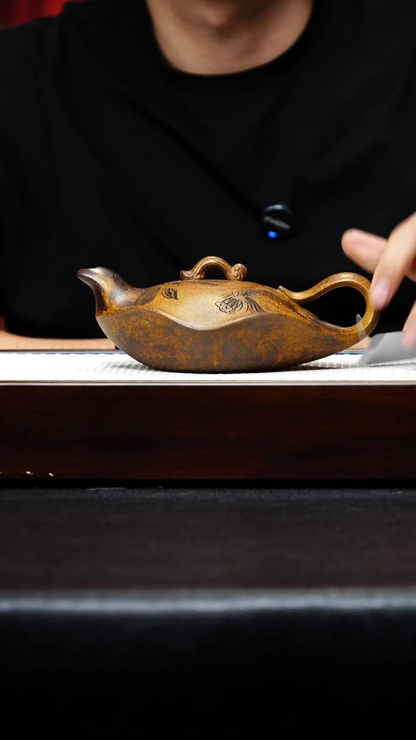 茶壶紫砂宜兴紫砂 荷叶水云间 柴烧 陈红 h105