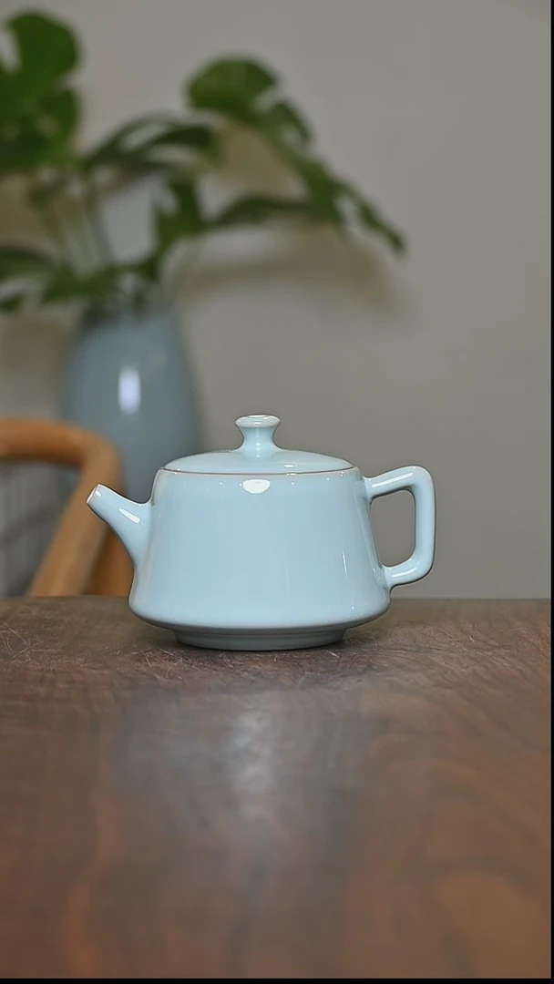 天青釉 井栏壶 手拉 朱法喜作品 微瑕