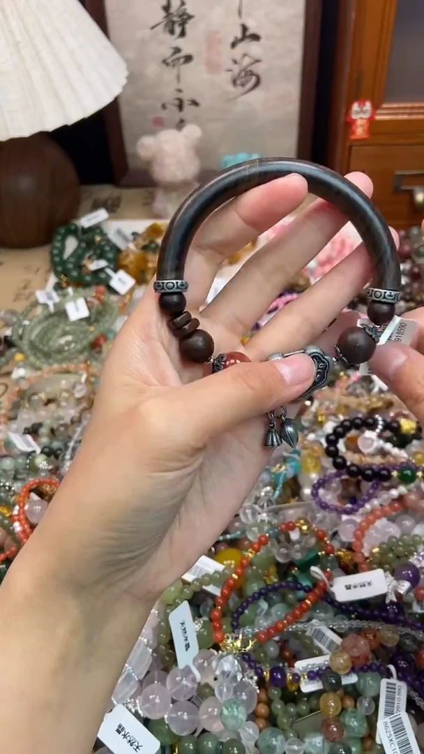 未镶嵌玛瑙手饰216