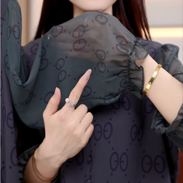 紫烟2025新款新中式国风设计感气质小衫M240金金