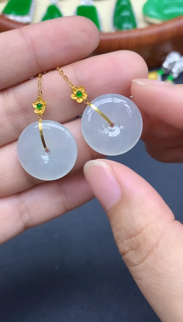 颈饰18K金镶嵌翡翠299-中国好珍宝-