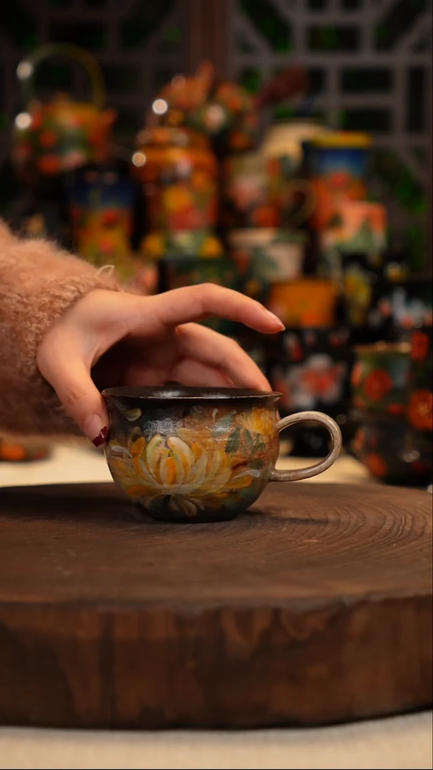 油画   釉下彩    杯子