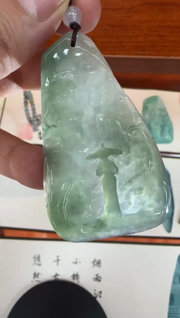 未镶嵌挂件翡翠A货翡翠孤品国雕谢林工