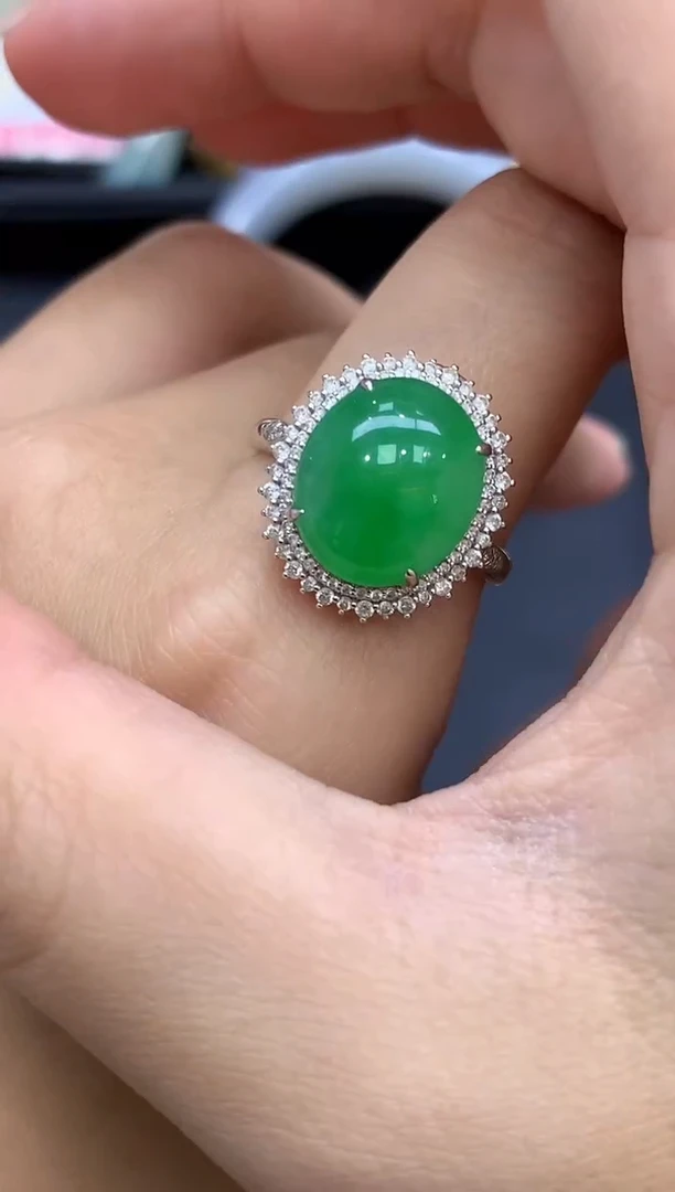 18K金镶嵌戒指翡翠884-中国好珍宝