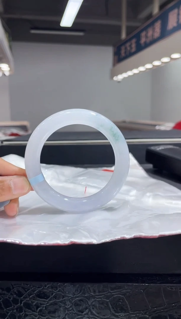 未镶嵌手镯翡翠S***y1