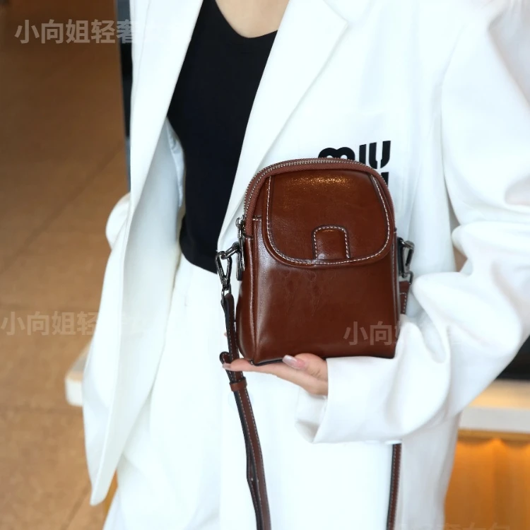 新款牛皮手机包轻奢时尚休闲潮流百搭女士复古简约小包包单肩斜跨