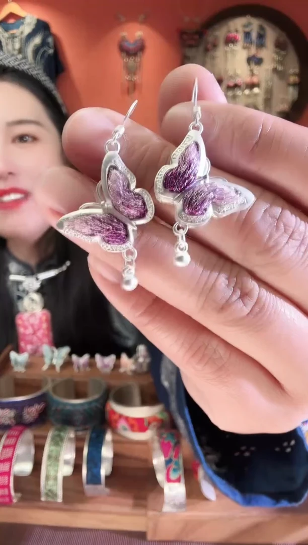 织绣手工苗绣刺绣首饰10