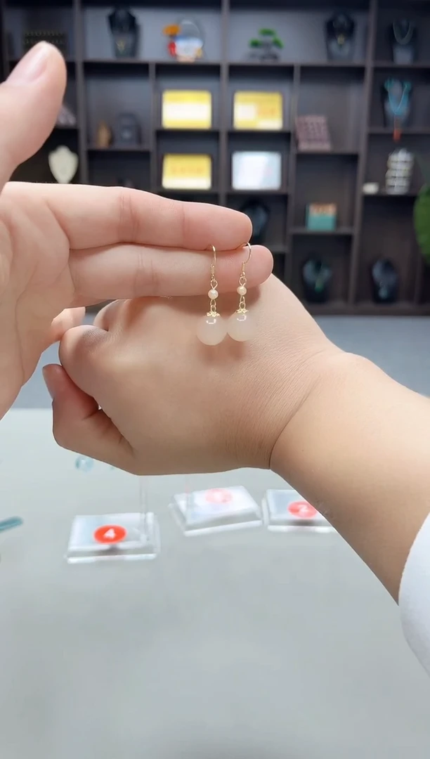 未镶嵌耳饰玛瑙/玉髓218000