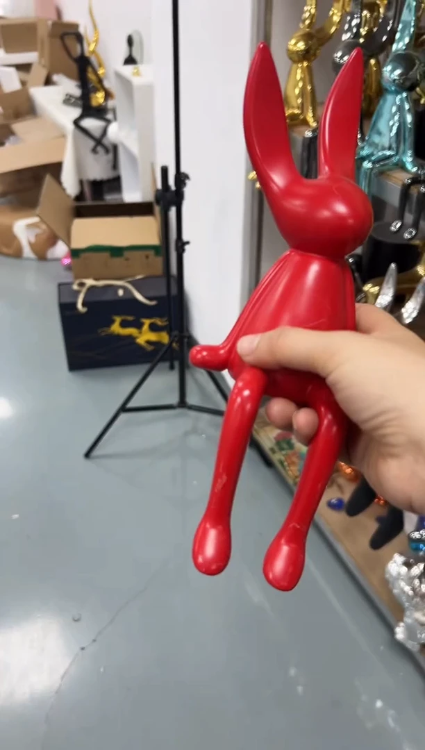【闪购商品】悦美坐姿兔小号红色