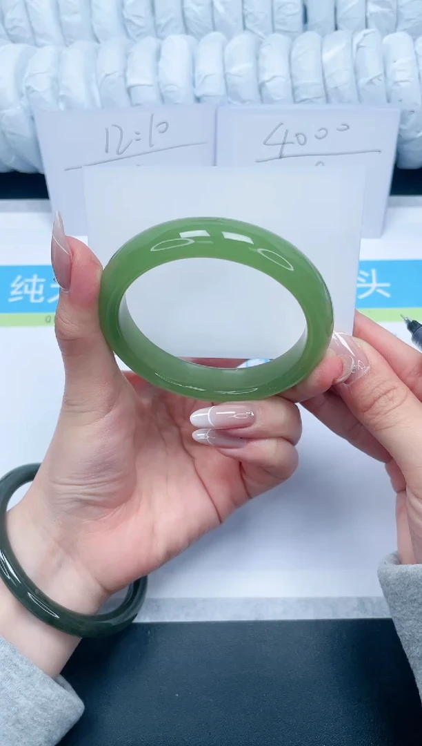 【闪购商品】石英质玉手镯未镶嵌75-59.1