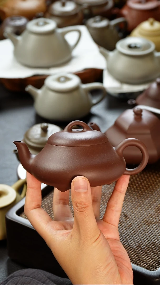 茶壶紫砂鸽嘴石瓢180cc微瑕