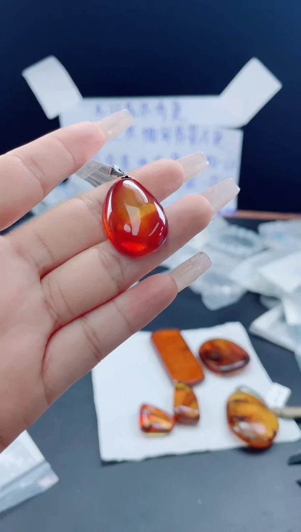 未镶嵌定制琥珀挂件