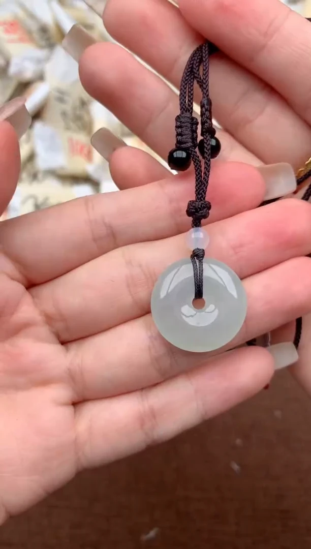 未镶嵌挂件翡翠一