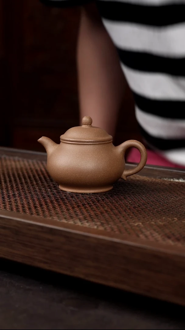茶壶紫砂芝麻绿潘壶