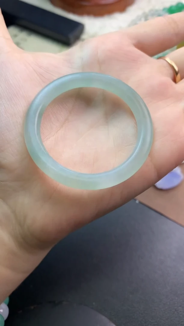 未镶嵌定制翡翠毛货