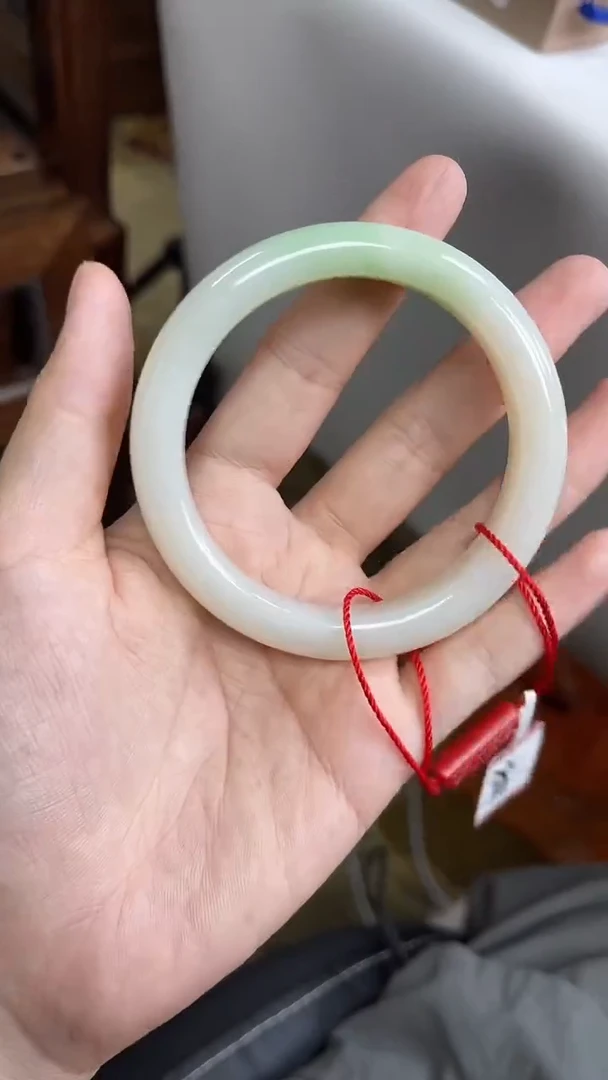 未镶嵌手镯和田玉57