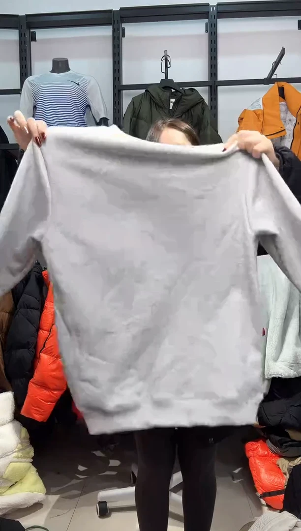 2708   编码  瑕疵直播间过款为准 尺码  ·  140JIN