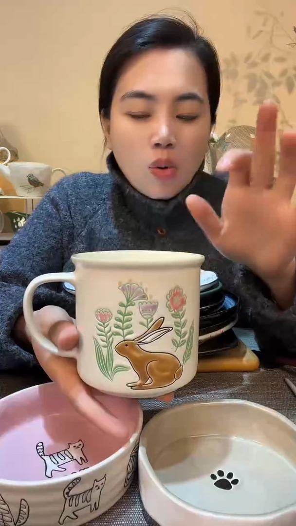 【闪购商品】瓷片兔子杯子 微瑕介意勿拍