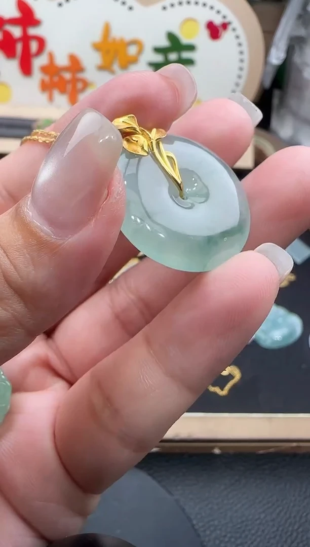 吊坠(赠链)18K金镶嵌翡翠勿拍勿拍