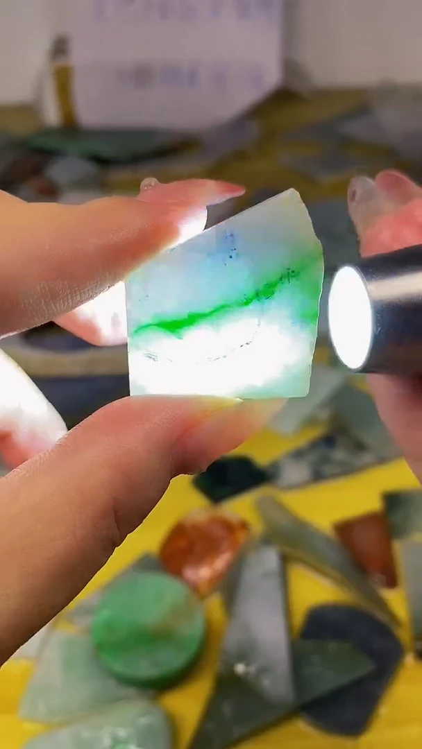 散珠翡翠天然缅甸翡翠A货64