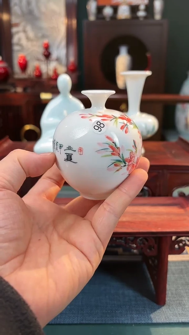 【闪购商品】摆件釉下五彩纯手工手绘原创瓷器