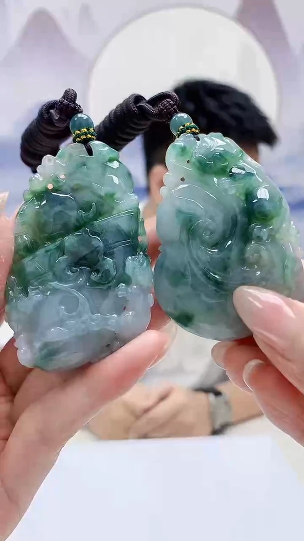 未镶嵌定制翡翠5028MM-毛货两件挂件85
