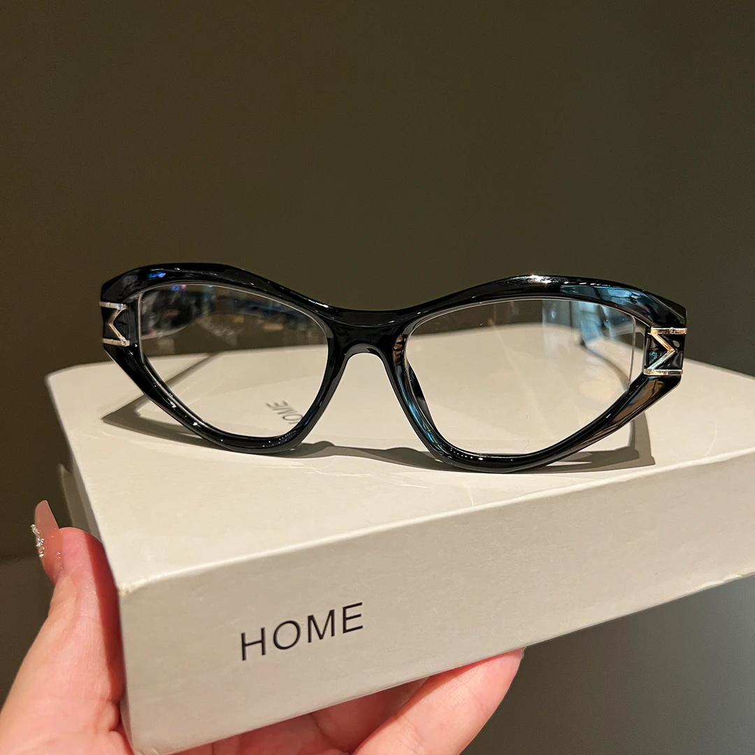 时尚猫眼变色眼镜架女高级感TR黑色镜框可配度数近视眼镜2025新款