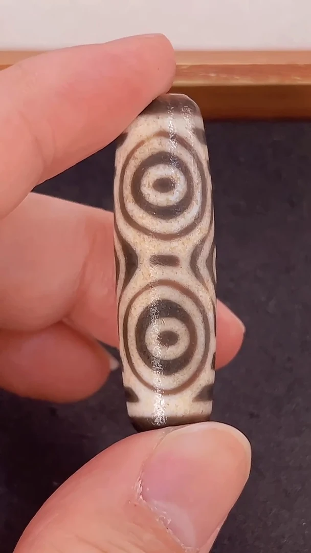 未镶嵌颈饰玛瑙/玉髓钟志明满砂龙六眼44.5*13.3