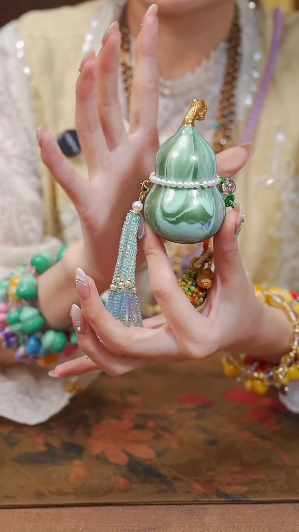 195漆艺工艺小葫芦118