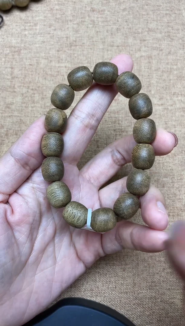 沉香手串文莱13*14老型珠单圈多样性发其一