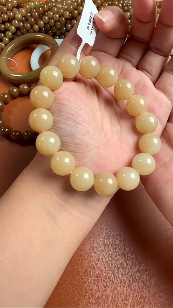 手串未镶嵌和田玉和田玉14mm且末糖手串