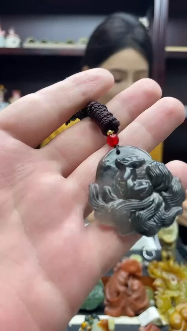 未镶嵌岫玉吊坠·