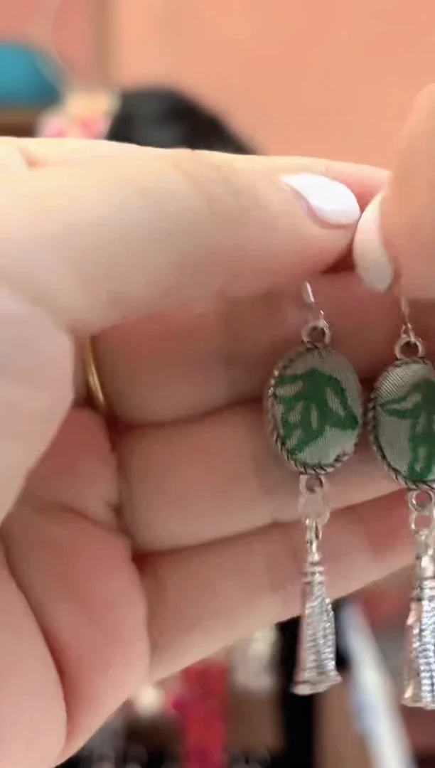 织绣艺枝独绣手工饰品127
