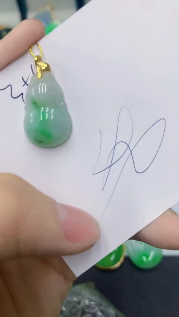 翡翠未镶嵌颈饰111111