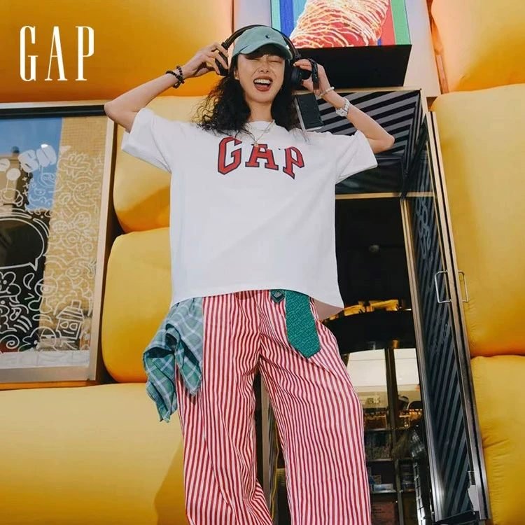 Gap男女装2025春季新款纯棉胶印logo圆领短袖T恤DR 725616