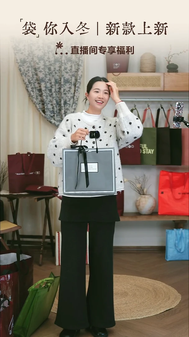 秒杀款 灰色pvc 大号44*33 买一送一 到手100个