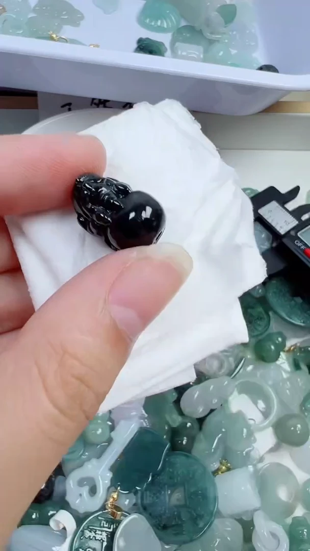 散珠翡翠34号链接，A货翡翠