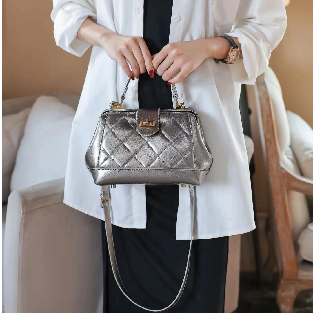 【YI CHEN】SKL-F6089-银色-高定轻奢时尚百搭潮流女神包包