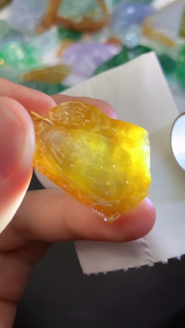 翡翠未镶嵌吊坠(不含链)234