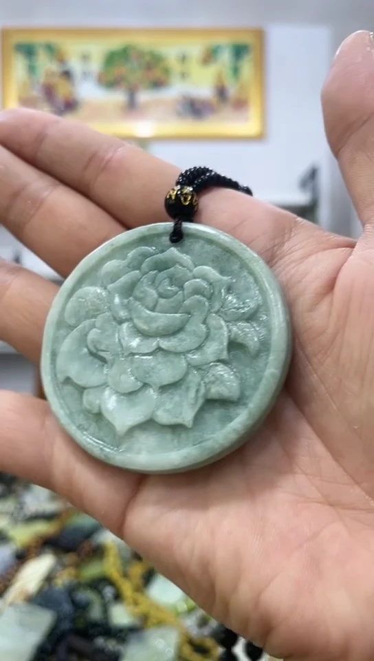 岫玉未镶嵌挂件