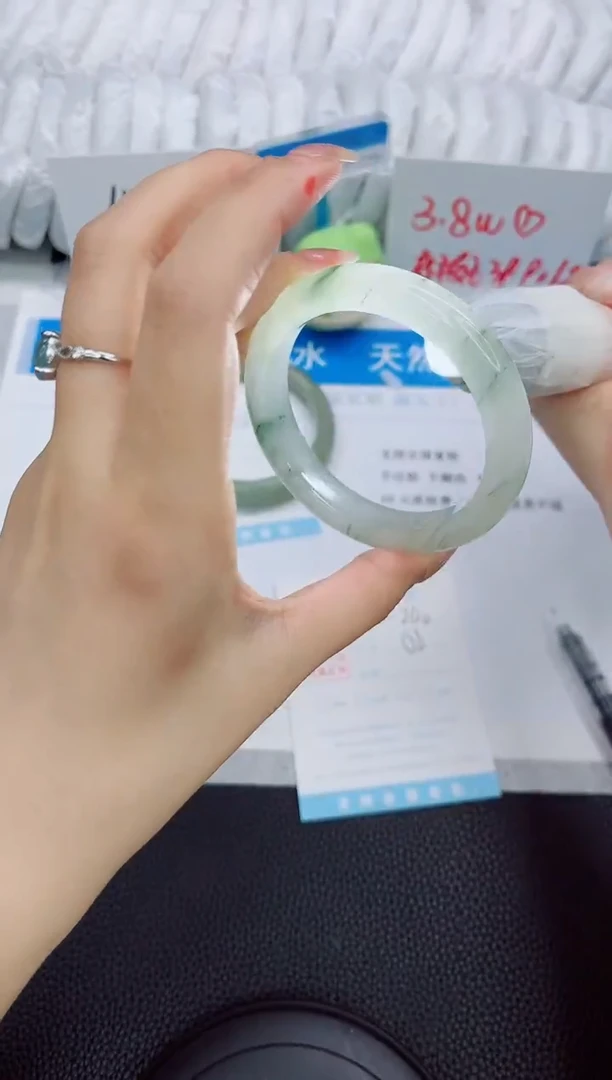 石英质玉手镯未镶嵌a240-56
