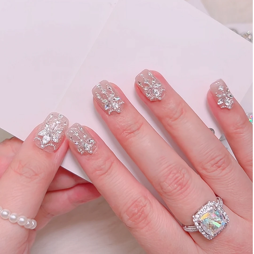 满饰纪|S80「冰雪女王」轻奢钻饰超闪穿戴甲手工穿戴甲堆堆钻