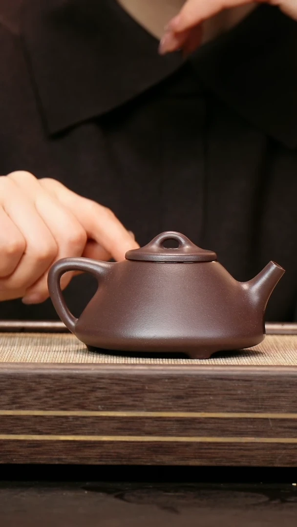 茶壶紫砂四号井底槽清 石瓢220cc